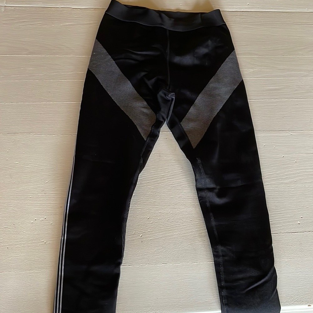SOLD Brand new Fabletics leggings